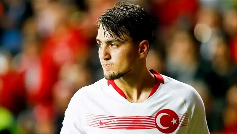 Beşiktaş, Milli Futbolcu ile İlgili Plânlarını Açıkladı: Merakla Bekleniyor!