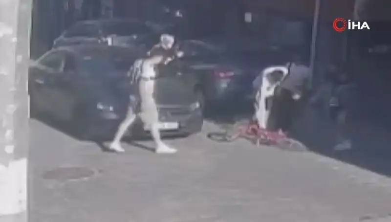 10 Yaşındaki Çocuğa Akran Zorbalığı: Bisikleti İçin Tekme Tokat Dayağı
